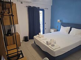 Christina Studios & Apartments