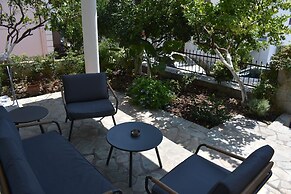 Christina Studios & Apartments