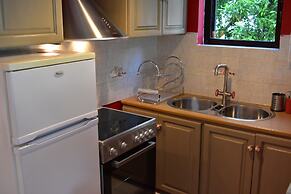 Christina Studios & Apartments