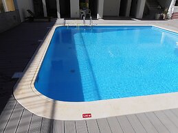 Christina Studios & Apartments