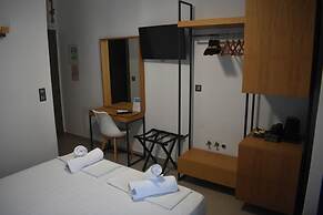Christina Studios & Apartments