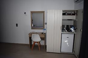 Christina Studios & Apartments