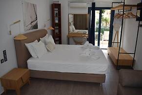 Christina Studios & Apartments