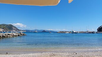 Christina Studios & Apartments