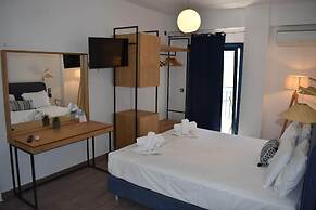 Christina Studios & Apartments