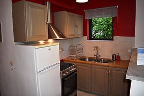 Christina Studios & Apartments