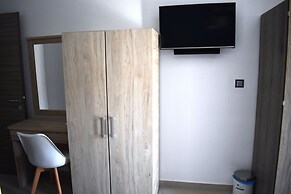 Christina Studios & Apartments