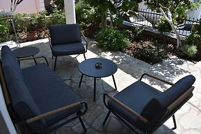 Christina Studios & Apartments