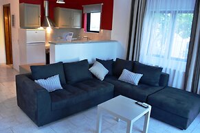 Christina Studios & Apartments