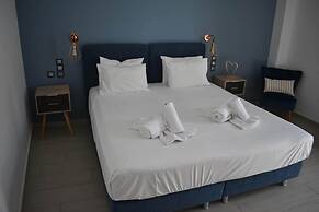 Christina Studios & Apartments