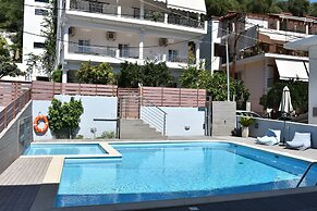 Christina Studios & Apartments