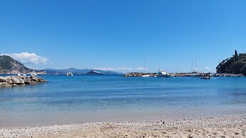 Christina Studios & Apartments