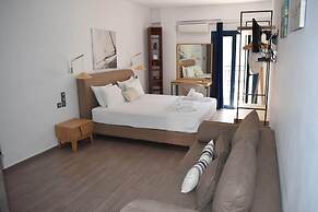 Christina Studios & Apartments