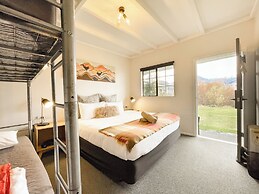 Kinloch Wilderness Retreat