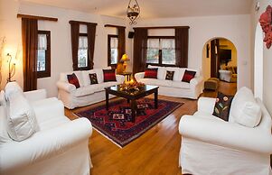 Erofili Hotel and Suites