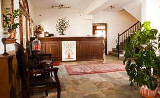 Erofili Hotel and Suites