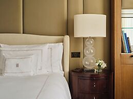 Corinthia London