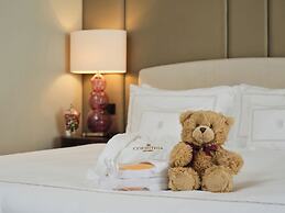 Corinthia London