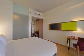 Quest Hotel Simpang Lima - Semarang by ASTON