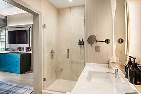 Hotel Indigo Baton Rouge Downtown by IHG