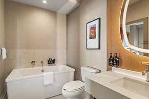 Hotel Indigo Baton Rouge Downtown by IHG