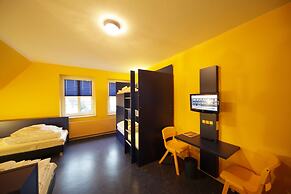 Bed'nBudget Expo-Hostel Rooms