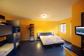 Bed'nBudget Expo-Hostel Rooms