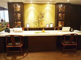 Butterfly on Wellington, Central