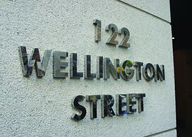 Butterfly on Wellington, Central