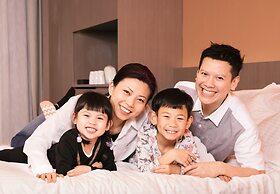 Butterfly on Wellington, Central