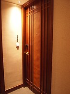 Butterfly on Wellington, Central