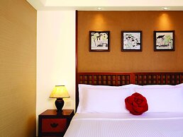 Butterfly on Wellington, Central