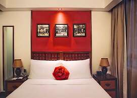 Butterfly on Wellington, Central