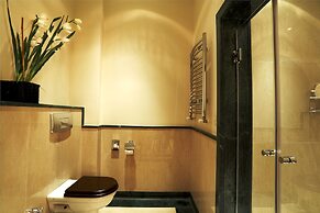 Divan Cukurhan - Boutique Class