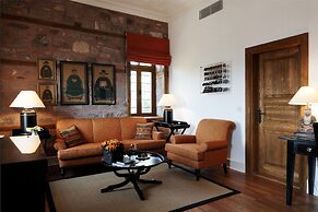 Divan Cukurhan - Boutique Class