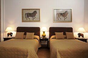 Divan Cukurhan - Boutique Class