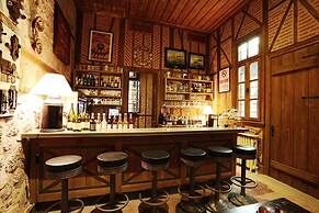 Divan Cukurhan - Boutique Class