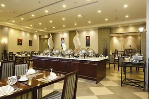 Golden Tulip Hail