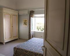 Grand Hotel Villa Parisi