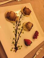 Grand Hotel Villa Parisi