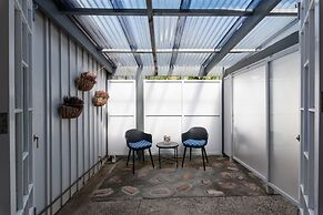 The Old Oak Boutique Hotel