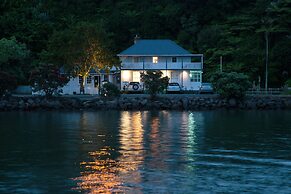 The Old Oak Boutique Hotel