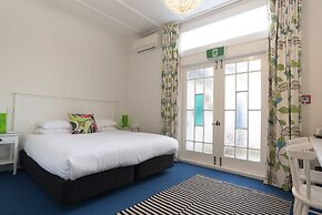 The Old Oak Boutique Hotel