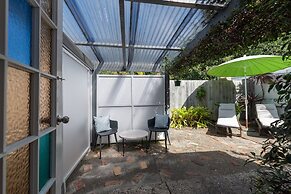 The Old Oak Boutique Hotel