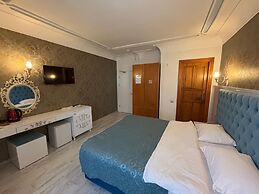 Urcu Hotel