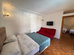 Urcu Hotel