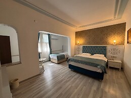 Urcu Hotel