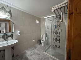 Urcu Hotel