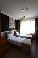Hotel New House