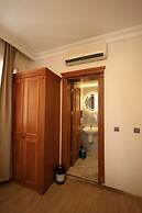 Hotel New House